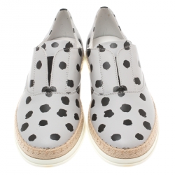 مملوكة مسبقًا Tod's Grey/Black Dot Printed Leather Francesina Espadrille Slip On Sneakers Size 39.5