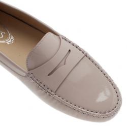 مملوكة مسبقًا حذاء لوفر تودز بيني جلد لامع وردي مقاس 39.5