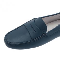 مملوكة مسبقًا Tod's Blue Leather Penny Loafers Size 40
