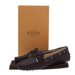 Pre Owned حذاء لوفر تودز فيونكة جلد بني مقاس 40.5