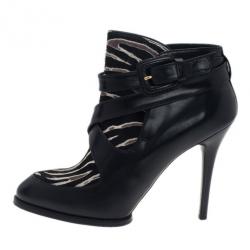 مملوكة مسبقًا بوت كاحل تودز شعر مهر وجلد طبع حمار وحشي مقاس 39.5