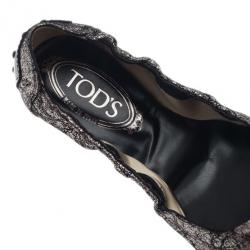 مملوكة مسبقًا حذاء فلات تودز باليه مقدمة بإبزيم فضة مقاس 40