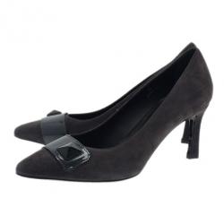 مملوكة مسبقًا Tod's Grey Suede Embellished Pumps Size 38