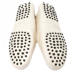 مملوكة مسبقًا حذاء لوفرز تودز غومينو سليب أون جلد أبيض