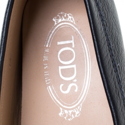 Pre Owned حذاء لوفرز تودز بيني سليب أون جلد أزرق مقاس 38.5