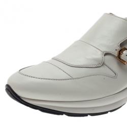 Pre Owned حذاء رياضي تودز إبزيم زينة جلد أبيض مقاس 39