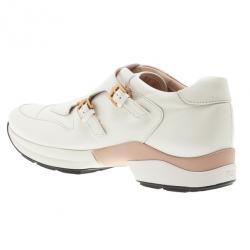 مملوكة مسبقًا حذاء رياضي تودز إبزيم زينة جلد أبيض مقاس 39