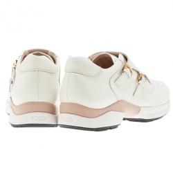 مملوكة مسبقًا Tod's White Leather Buckle Detail Sneakers Size 38.5