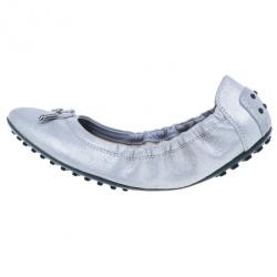 Pre Owned Tod's Silver Leather Dee Ballet Flats Size 39