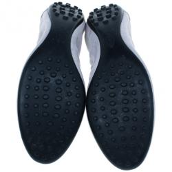 Pre Owned Tod's Silver Leather Dee Ballet Flats Size 39