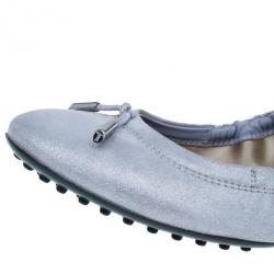 Pre Owned Tod's Silver Leather Dee Ballet Flats Size 39