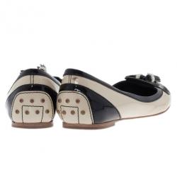 مملوكة مسبقًا Tod's Two Tone Tassel Loafer Ballet Flats Size 39
