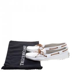 مملوكة مسبقًا حذاء لوفرز تودز فيونكة جلد أبيض مقاس 40