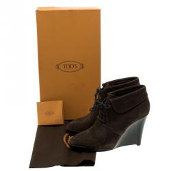 مملوكة مسبقًا Tod's Dark Brown Leather Wedge Ankle Booties Size 38