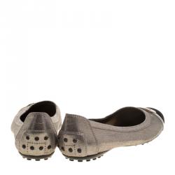Pre Owned Tod's Silver/Black Leather and Suede Cap Toe Ballet Flats Size 38.5