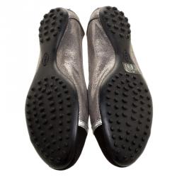 Pre Owned Tod's Silver/Black Leather and Suede Cap Toe Ballet Flats Size 38.5