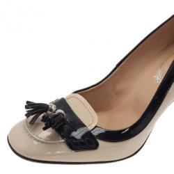 Pre Owned Tod's Cream Patent Fringe Tassel Pumps Size 39