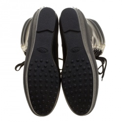 مملوكة مسبقًا حذاء بوت تودز بكعب روكي برباط جلد ميتاليك مقاس 39