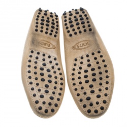 مملوكة مسبقًا Tod's Beige Leather Bow Loafers Size 39.5