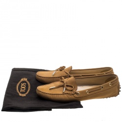 Pre Owned حذاء لوفرز تودز جلد ثعبان وردي مزخرف ترتر إصدار محدود مقاس 39