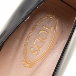 Pre Owned حذاء فلات باليه تودز مقدمة مستديرة جلد لامع أسود مقاس 37