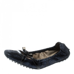 Pre Owned Tod's Metallic Blue Suede and Black Leather Bow Detail Scrunch Ballet Flats Size 37.5