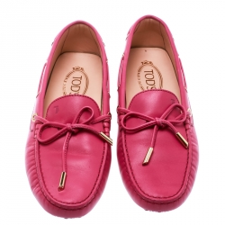 Pre Owned حذاء لوفرز تودز جلد رصاصي بفيونكة مقاس 37