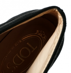 مملوكة مسبقًا Tod's Black Suede Desert Boots Size 38