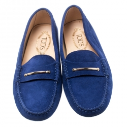 مملوكة مسبقًا حذاء لوفرز تودز سليب أون سويدي أزرق مقاس 38.5