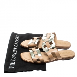 Pre Owned حذاء فلات تودز قصة جلد رمادي ميتالك وبيج مقاس 36.5