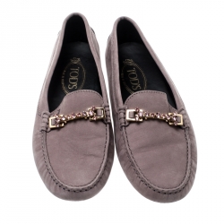مملوكة مسبقًا Tod's Grey Suede Crystal Embellished Slip On Loafers Size 39.5