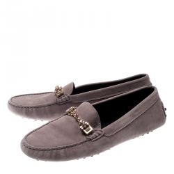مملوكة مسبقًا Tod's Grey Suede Crystal Embellished Slip On Loafers Size 39.5