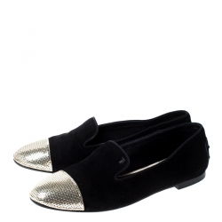 Pre Owned حذاء لوفرز تودز مزخرف خرز سليب أون سويدي أسود مقاس 39 