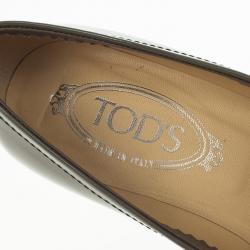مملوكة مسبقًا Tod's Grey Patent Pointed Toe Penny Loafer Pumps Size 37