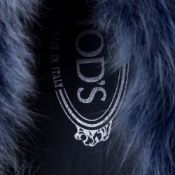 مملوكة مسبقًا حذاء لوفرز تودز بطانة فرو حرف T مزدوج سليب أون دنيم أزرق مقاس 37