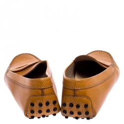 Pre Owned Tod's Orange Leather Gommino Slip On Loafers Size 40