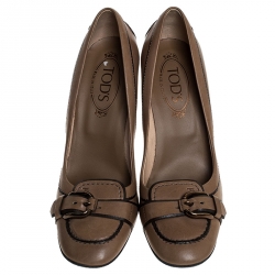 مملوكة مسبقًا حذاء كعب عالي لوفرز تودز إبزيم جلد بني فاتح مقاس 38.5