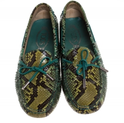 Pre Owned Tod's Green/Black Python Gommino Bow Loafers Size 40