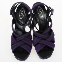 مملوكة مسبقًا Tod's Purple Velvet Strappy Sandals Size 36