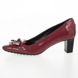 Pre Owned Tod's Maroon Patent Kiltie Fringe Pumps Size 36