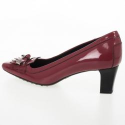 Pre Owned Tod's Maroon Patent Kiltie Fringe Pumps Size 36