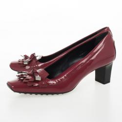 Pre Owned Tod's Maroon Patent Kiltie Fringe Pumps Size 36