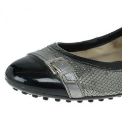 Pre Owned Tod's Silver and Black Patent Leather Buckle Ballet Flats Size 37