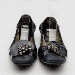 مملوكة مسبقًا Tod's Blue Suede Flower Embellished Square Toe Ballerinas Size 40