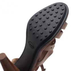 مملوكة مسبقًا Tod's Beige Leather Strappy T Strap Sandals Size 37