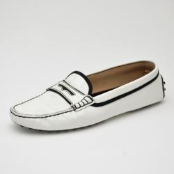 Pre Owned Tod's White Patent Heaven Trimmed Moc Driving Loafers Size 40