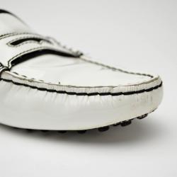 Pre Owned Tod's White Patent Heaven Trimmed Moc Driving Loafers Size 40