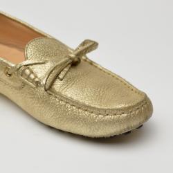 Pre Owned Tod's Gold Metallic Driving Loafers Size 38