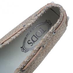 مملوكة مسبقًا Tod's Beige Python Bow Loafers Size 38