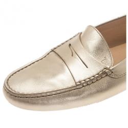 Pre Owned حذاء تودز "جوميني" بيني لوفر جلد ذهبي مقاس 39